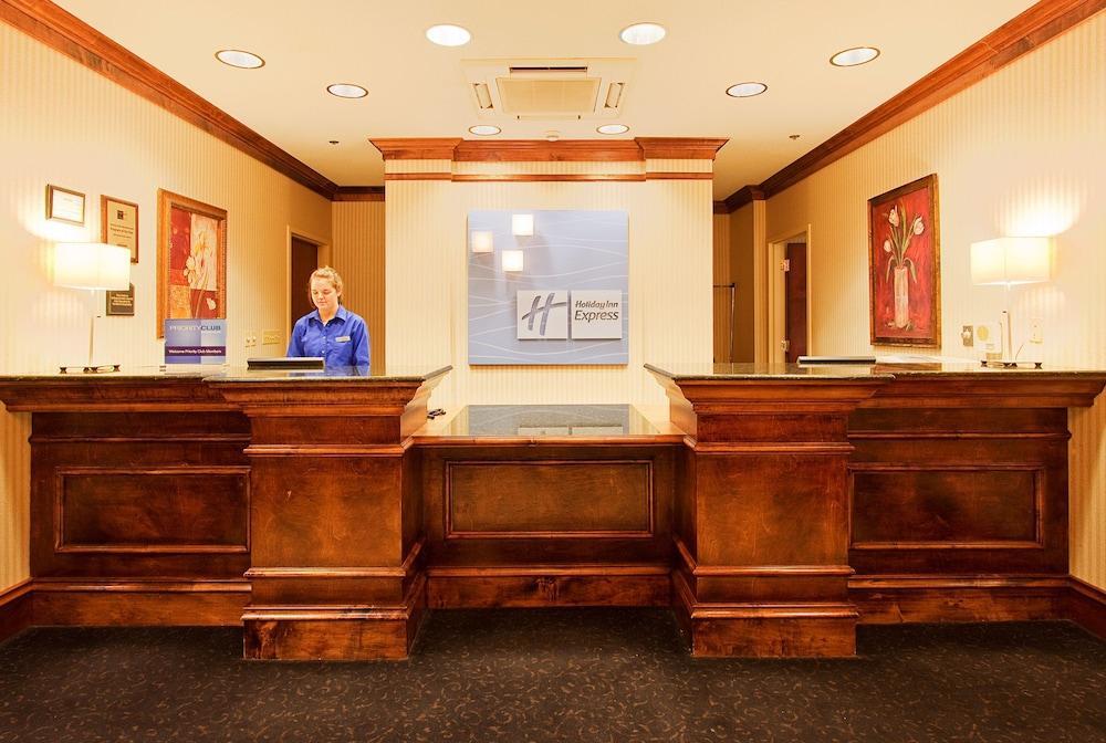 Holiday Inn Express Hotel & Suites Lucedale By Ihg Exteriör bild