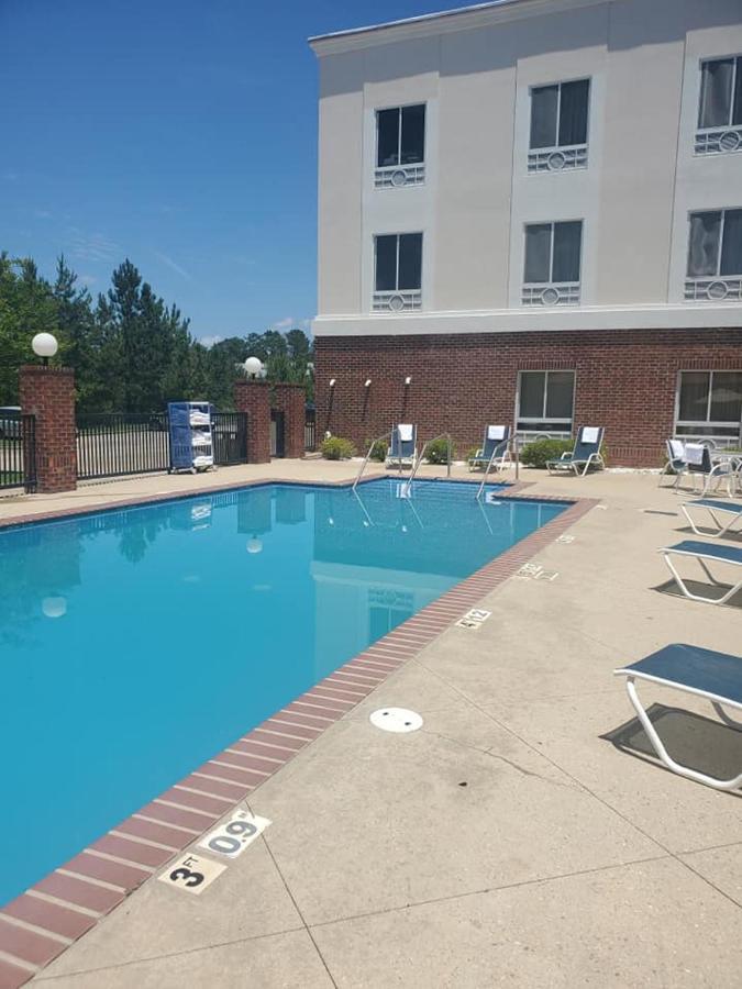 Holiday Inn Express Hotel & Suites Lucedale By Ihg Exteriör bild
