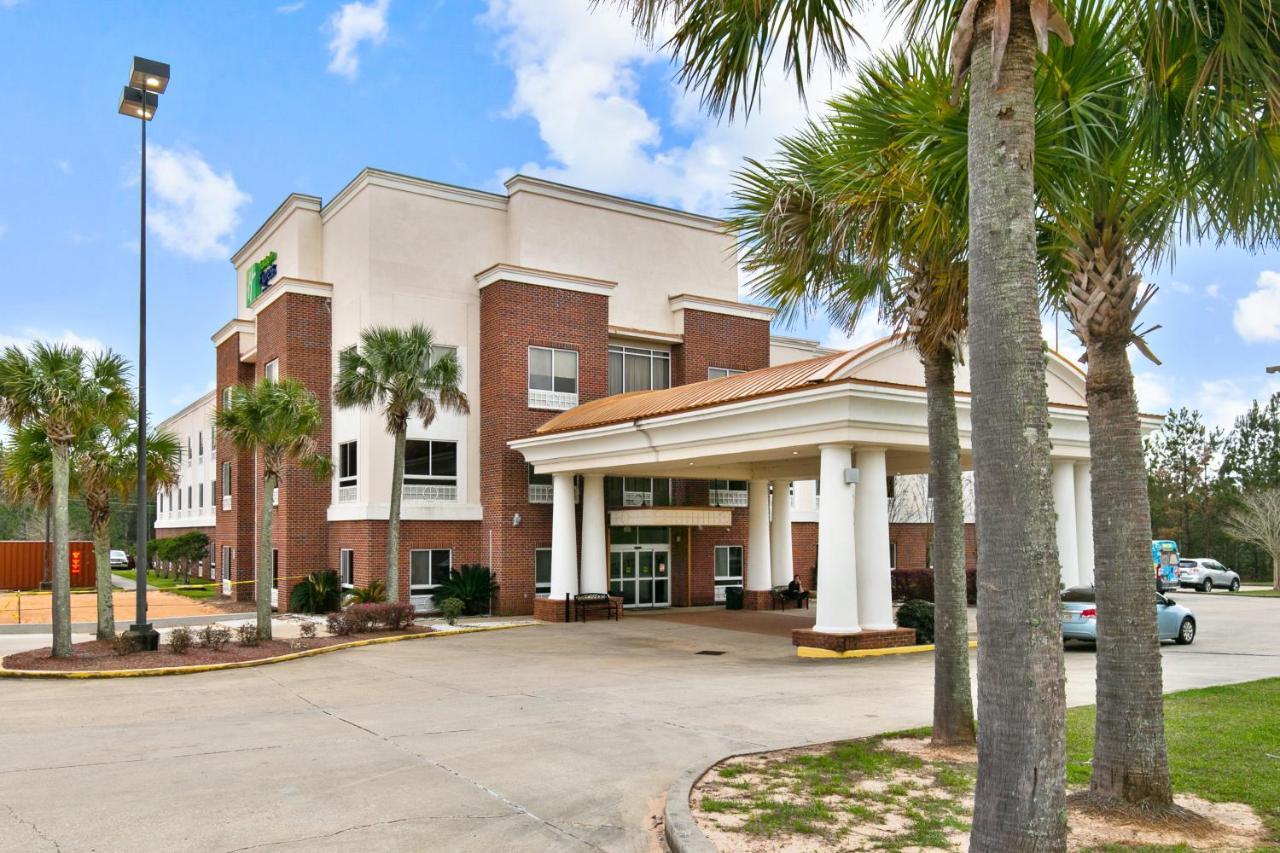 Holiday Inn Express Hotel & Suites Lucedale By Ihg Exteriör bild