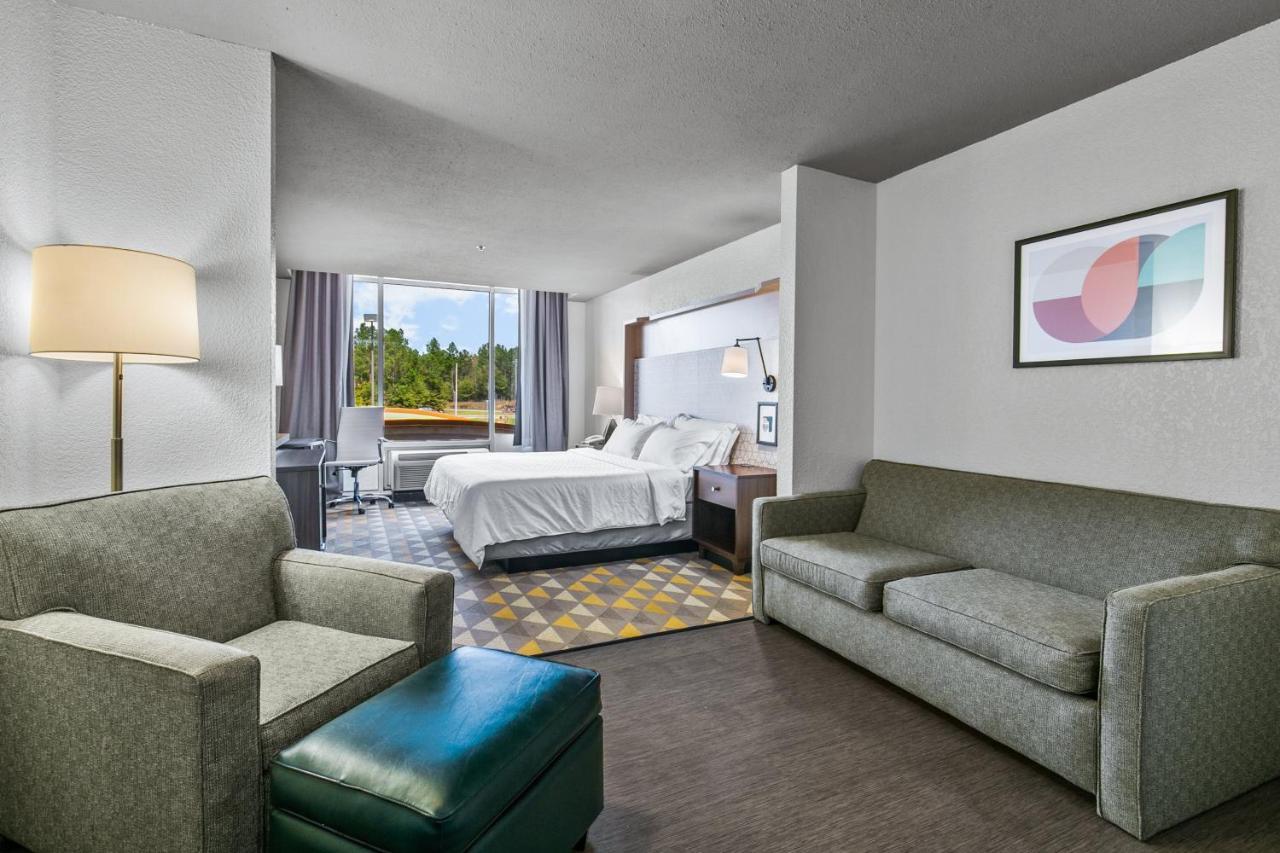 Holiday Inn Express Hotel & Suites Lucedale By Ihg Exteriör bild