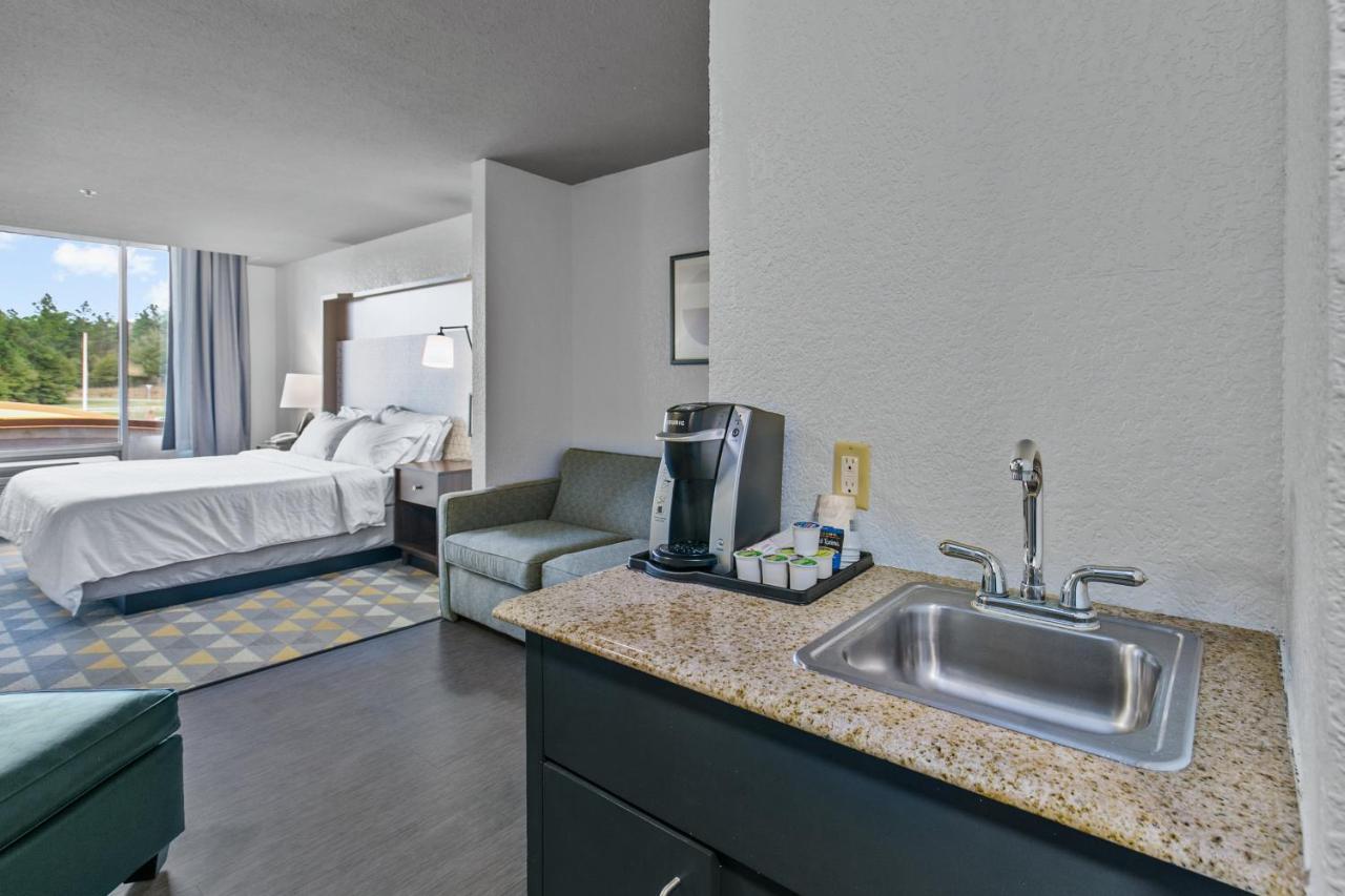 Holiday Inn Express Hotel & Suites Lucedale By Ihg Exteriör bild