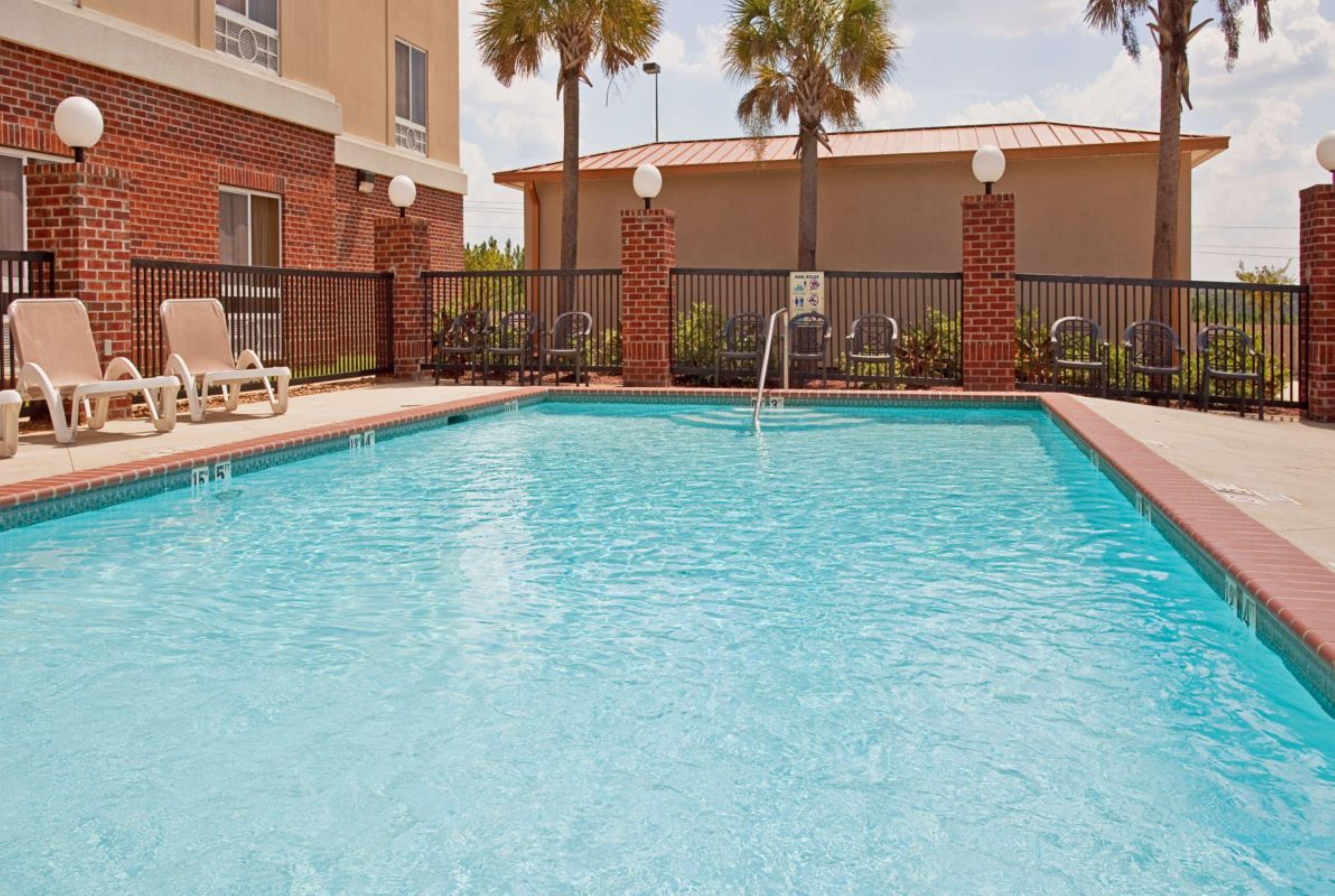 Holiday Inn Express Hotel & Suites Lucedale By Ihg Exteriör bild